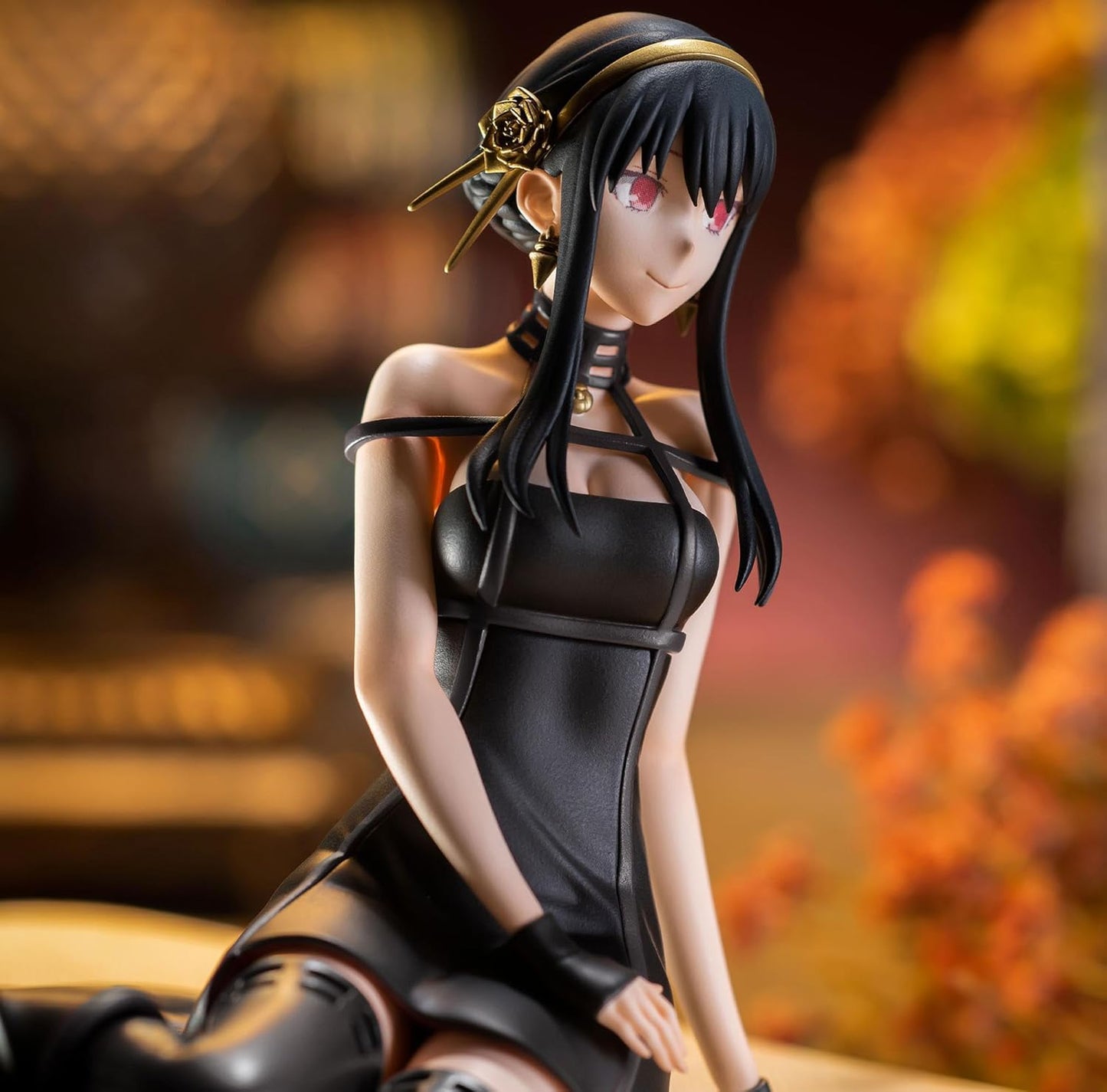 Sega spy x family pm perching statue of yor forger wearing black leather dress with gold accents and rose hairpin